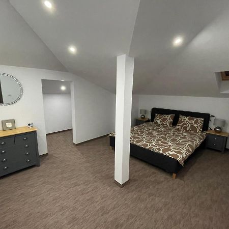 Cozy Apartament With 2Rooms Timisoara Luaran gambar